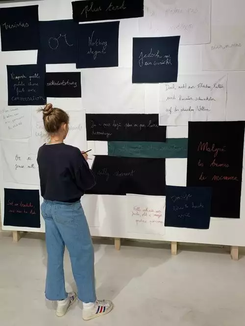 Anne-Marie Renan Trou de mémoire Arts vivants à l'Atelier Anne-Marie Renan , Aix-en-Provence Octobre 2021 7uqevd-25bq3o37rmw-25xyhwg